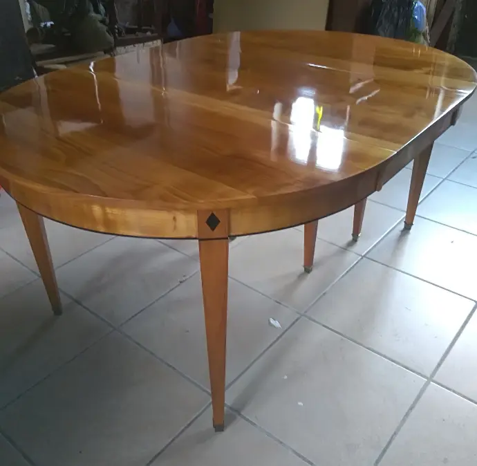 Table directoire merisier de pays avec finition