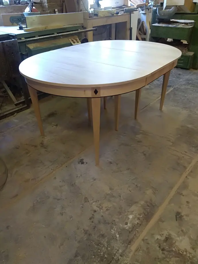 Table directoire en merisier de pays - bois à l'état brut 